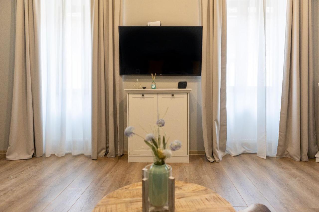 Piata'S Hidden Apartment Braşov Extérieur photo