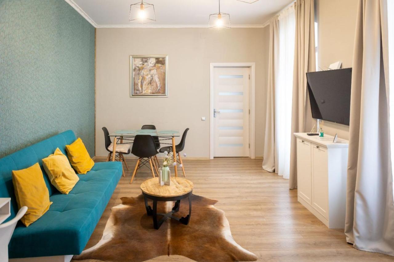 Piata'S Hidden Apartment Braşov Extérieur photo